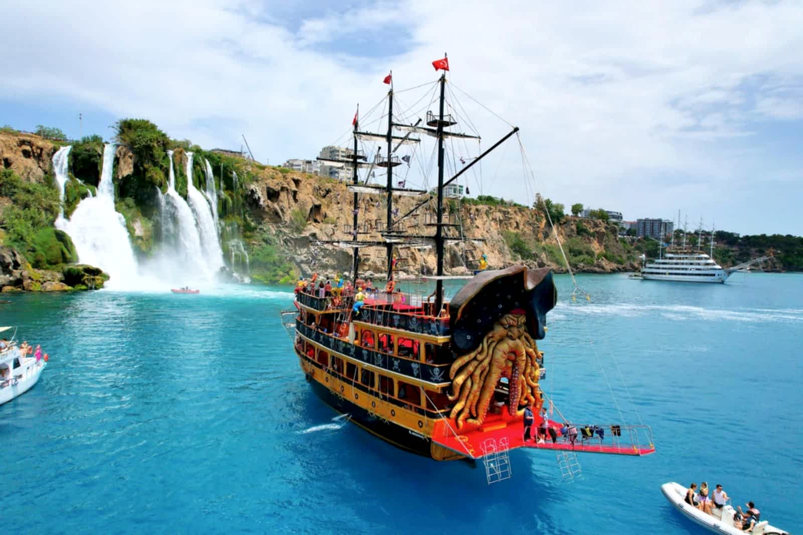 Düden Waterfall Boat Tour with Foam Party from Antalya (Transfer Included)