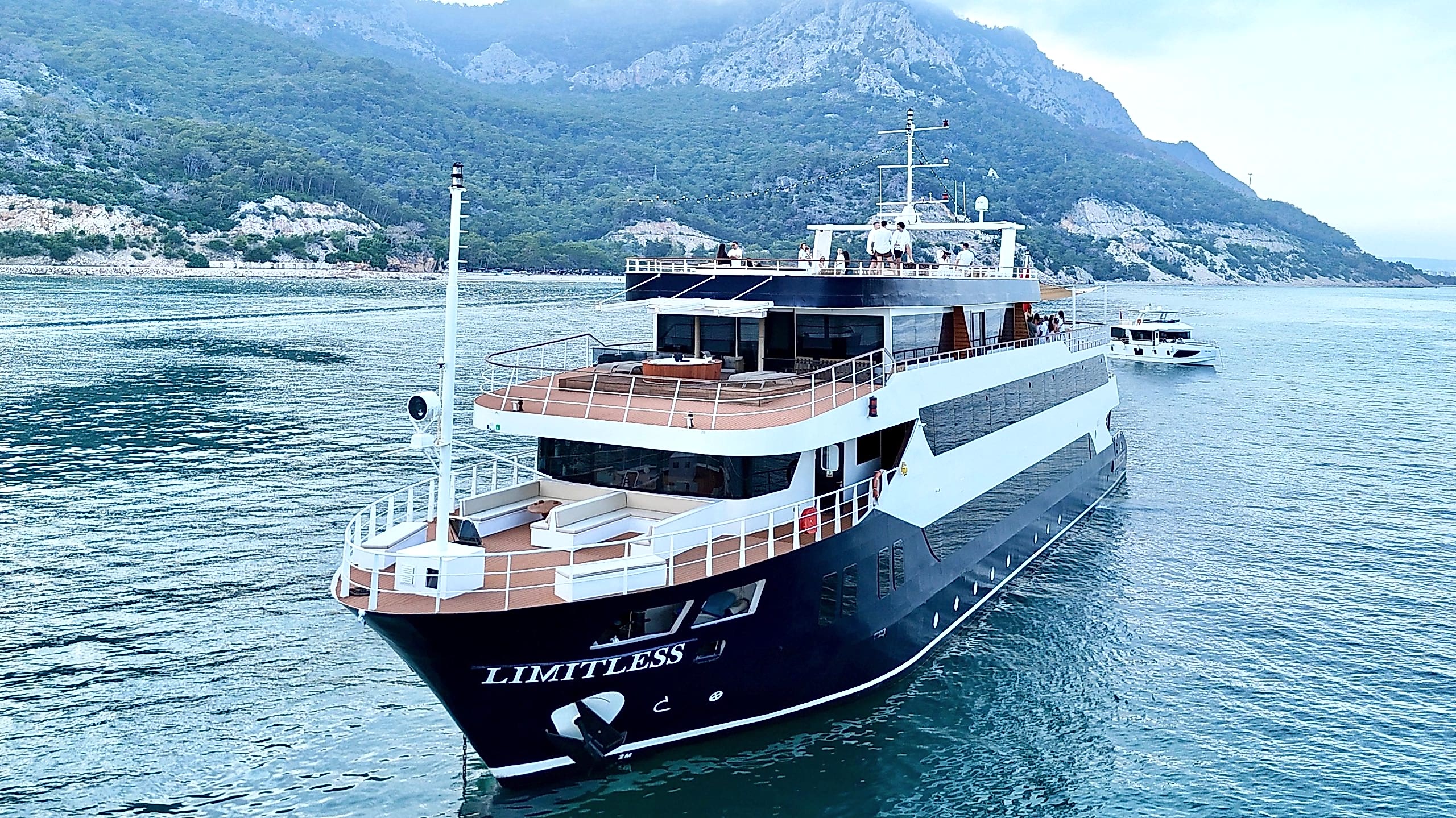 Limitless 56m Luxury Motor Yacht for Private Events & Yacht Parties